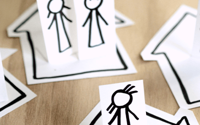 Μένοντας σπίτι, συγκατοικώντας με το αβέβαιο!