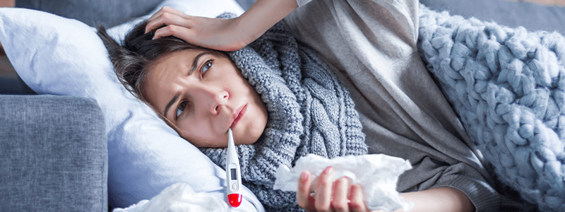 Τα συμπτώματα που έχω είναι γρίπη, αλλεργία ή COVID-19;